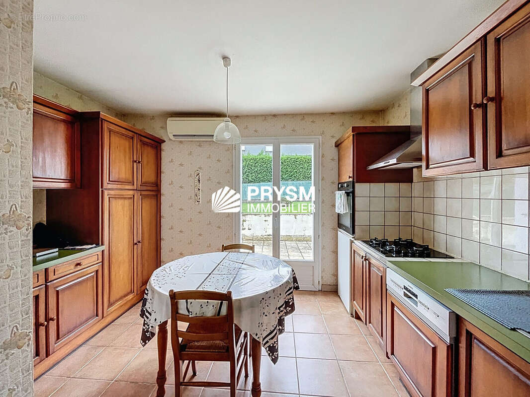 Cuisine - Maison à BETTON