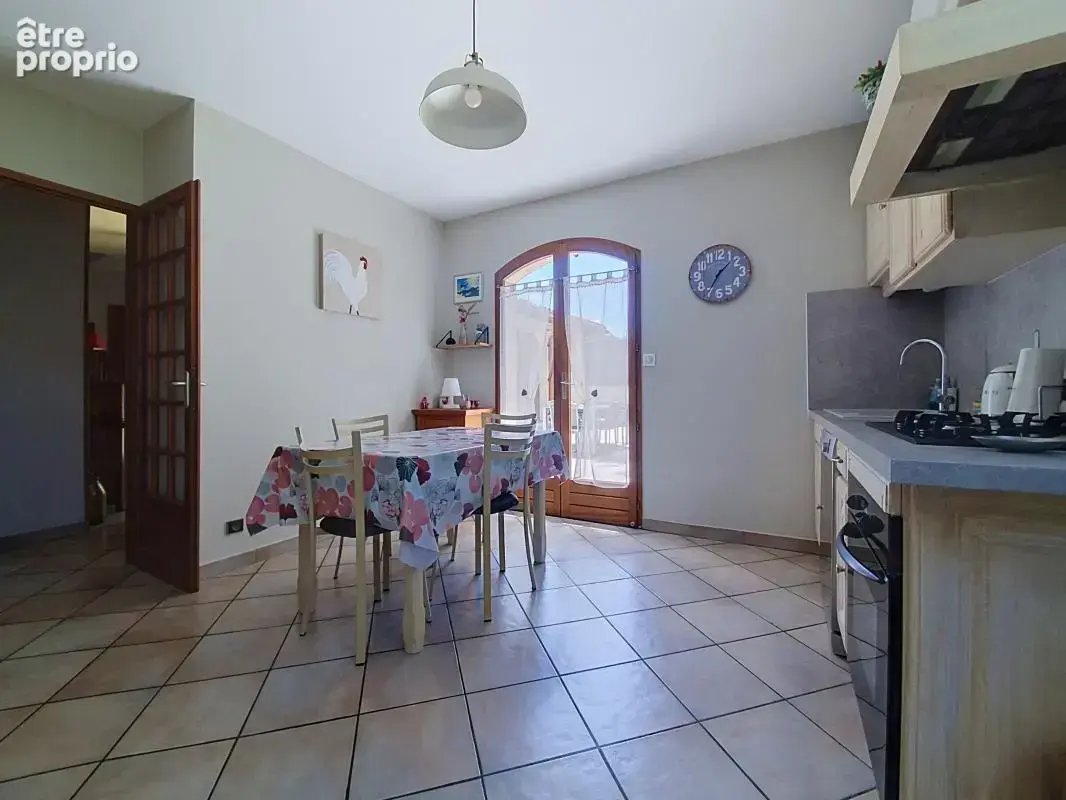 Maison - 4 Chambres - Double garage - Jardin - Piscine - Pool house - Terrasse couverte - photo 20