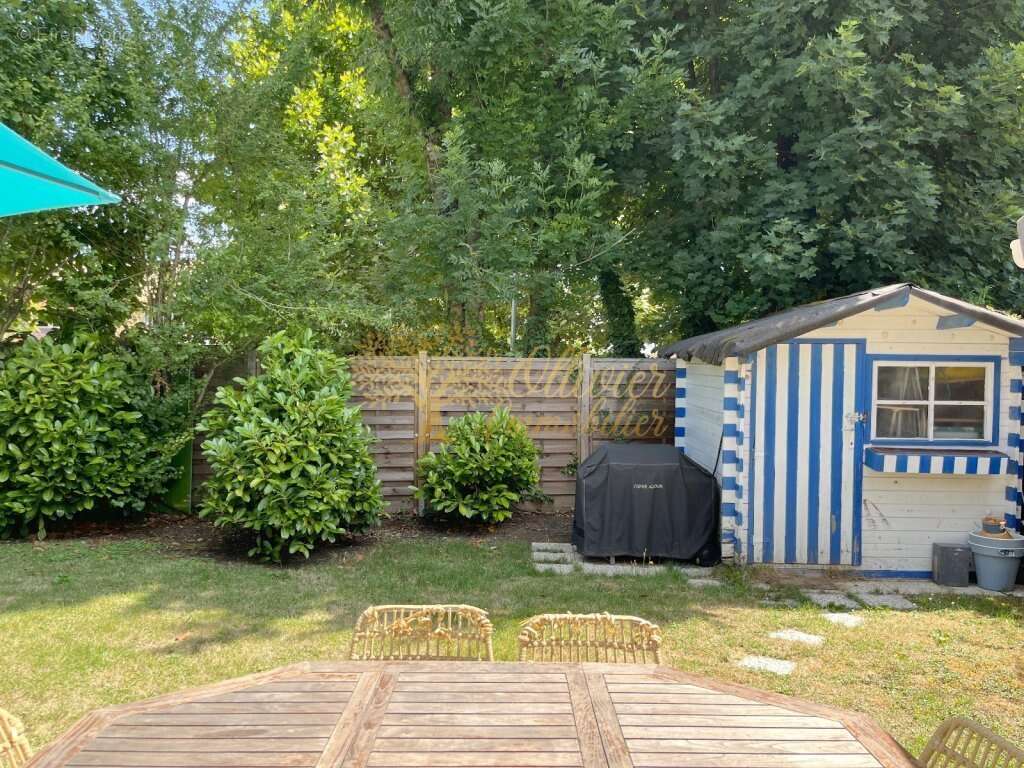 Maison à PONTAULT-COMBAULT