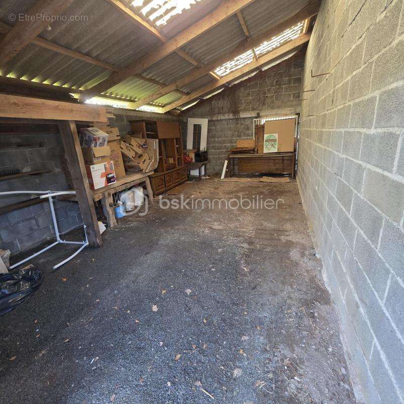 Exclusif, et à saisir … Maison de 104 m2 habitable en excellent état et sur un terrain de 1180 m2 environ plus dépendance de 32  - photo 17