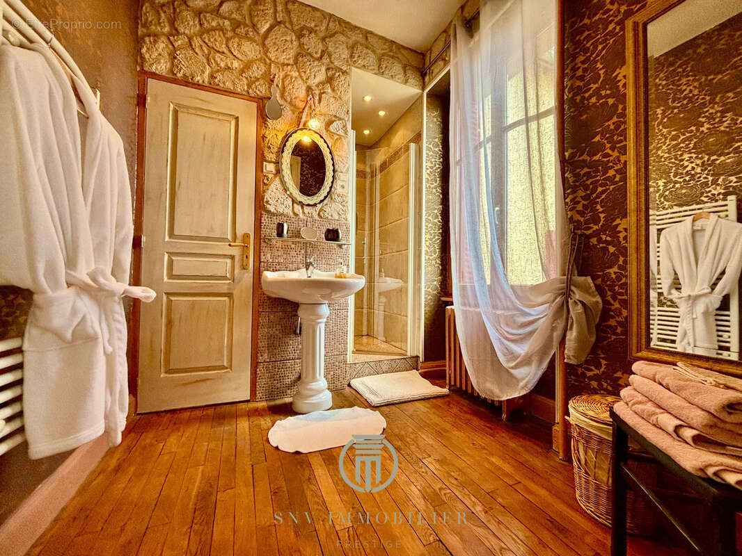 Maison à CHAMBLEY-BUSSIERES