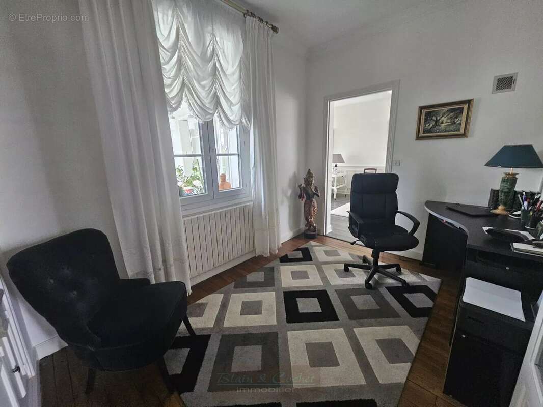 Maison à CHALETTE-SUR-LOING