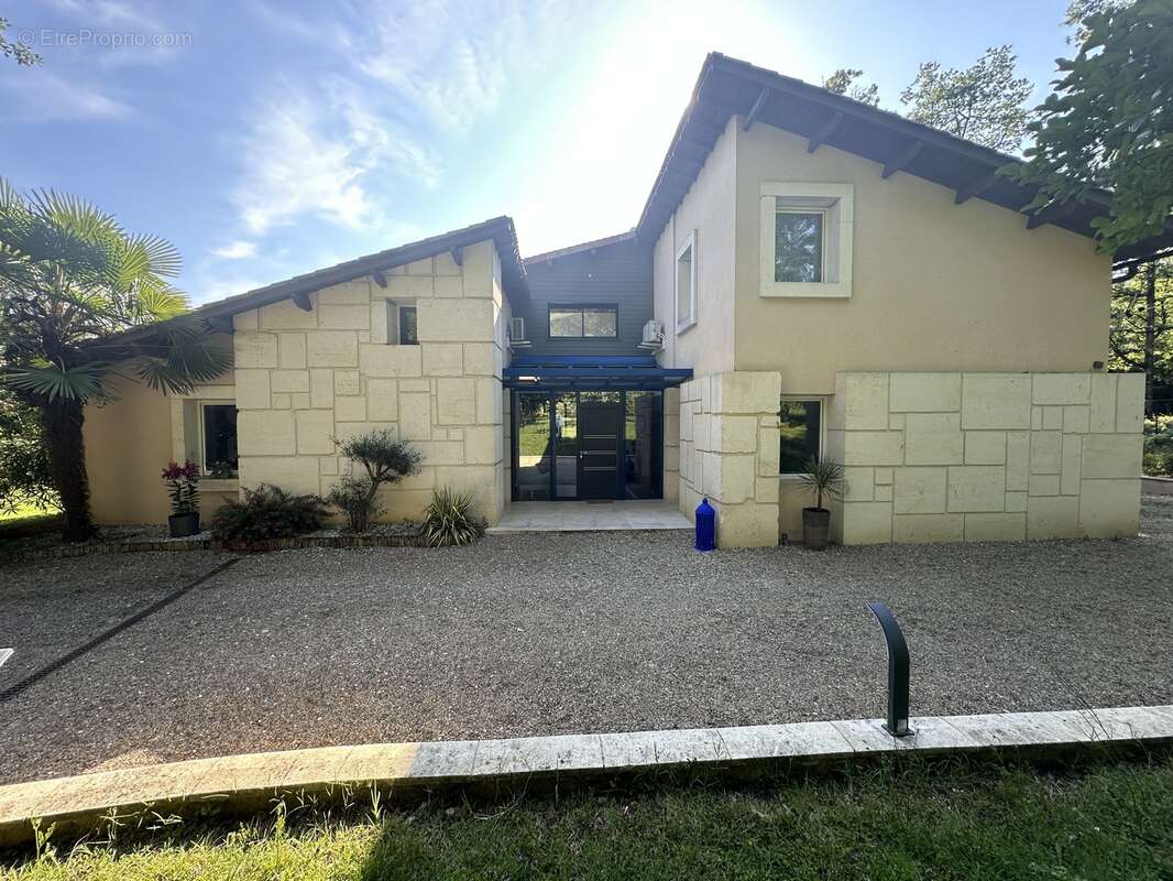 Maison à CHANCELADE