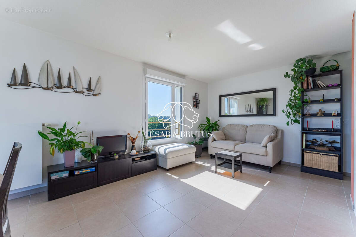 Appartement à LYON-9E