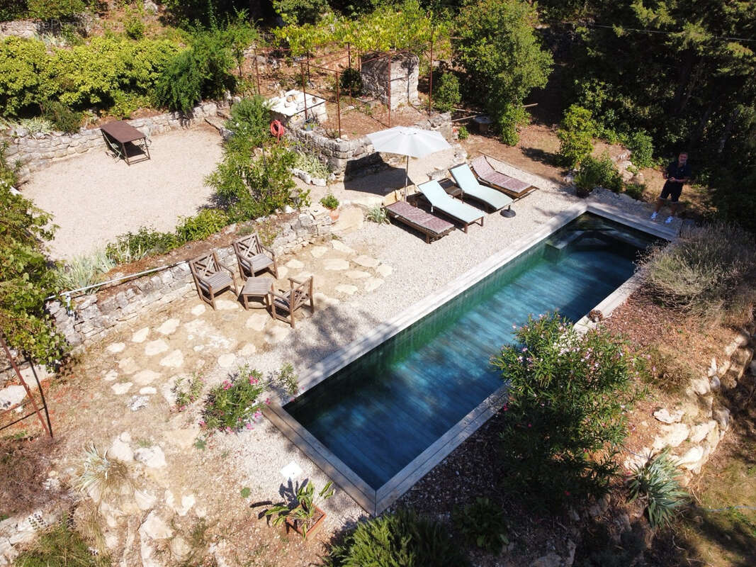 Maison à SAINT-VALLIER-DE-THIEY