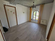 Appartement à SAINT-LUPICIN