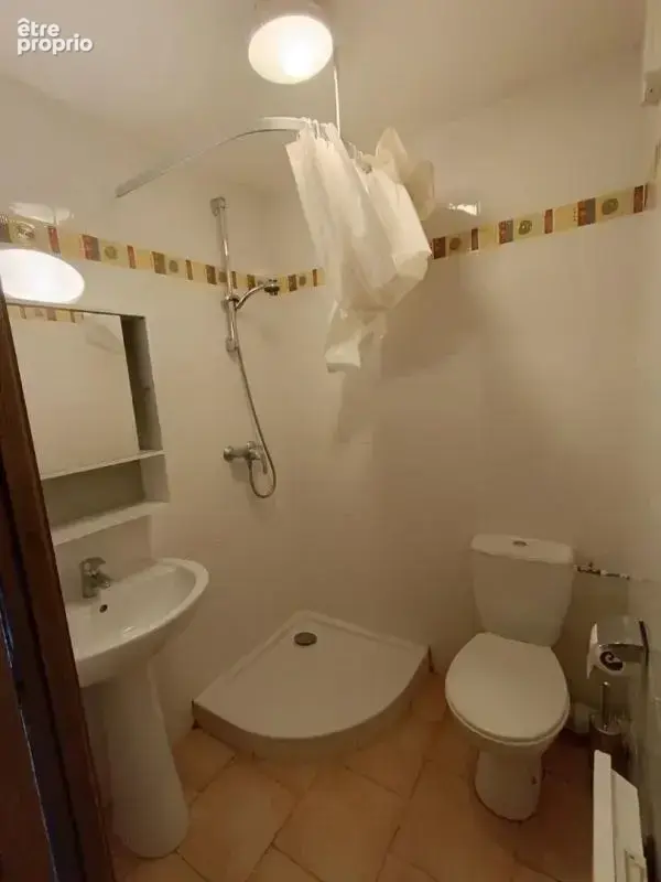 appartement 2 chambres sans bail - photo 7