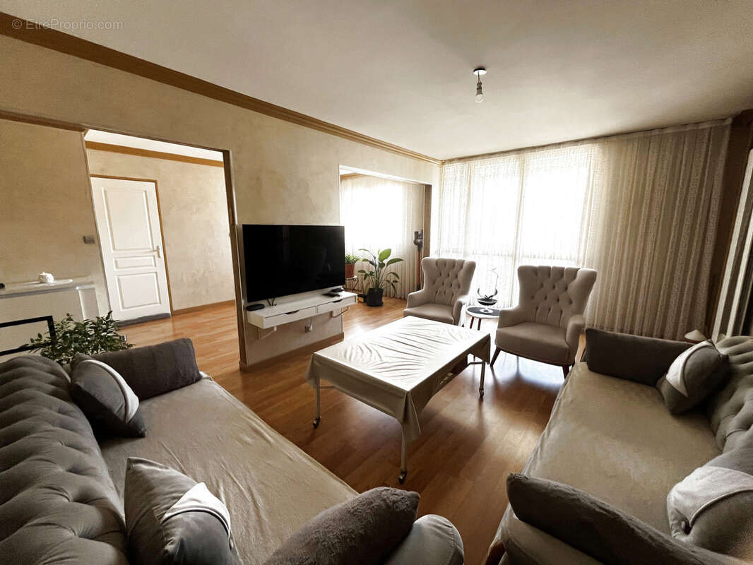 Appartement à ECHIROLLES