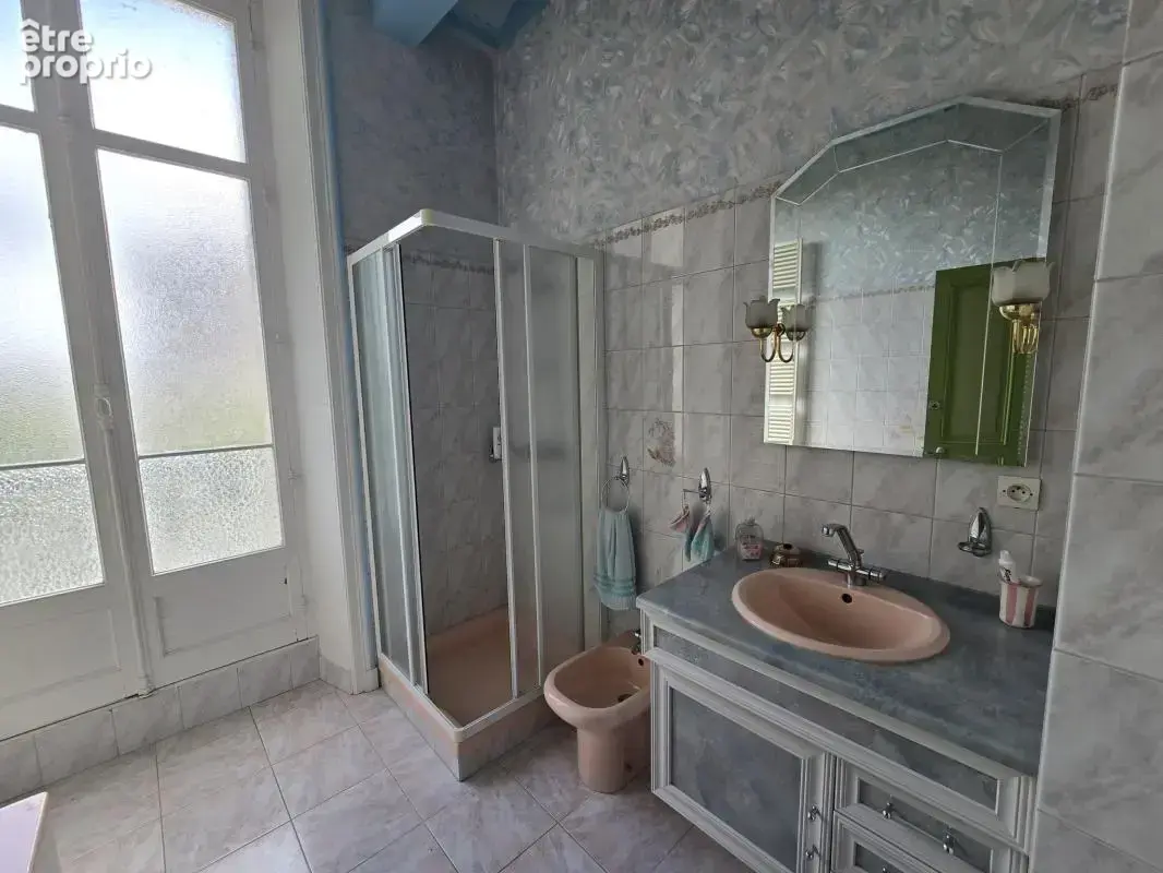 Demeure de caractère du XIXème siècle - photo 12