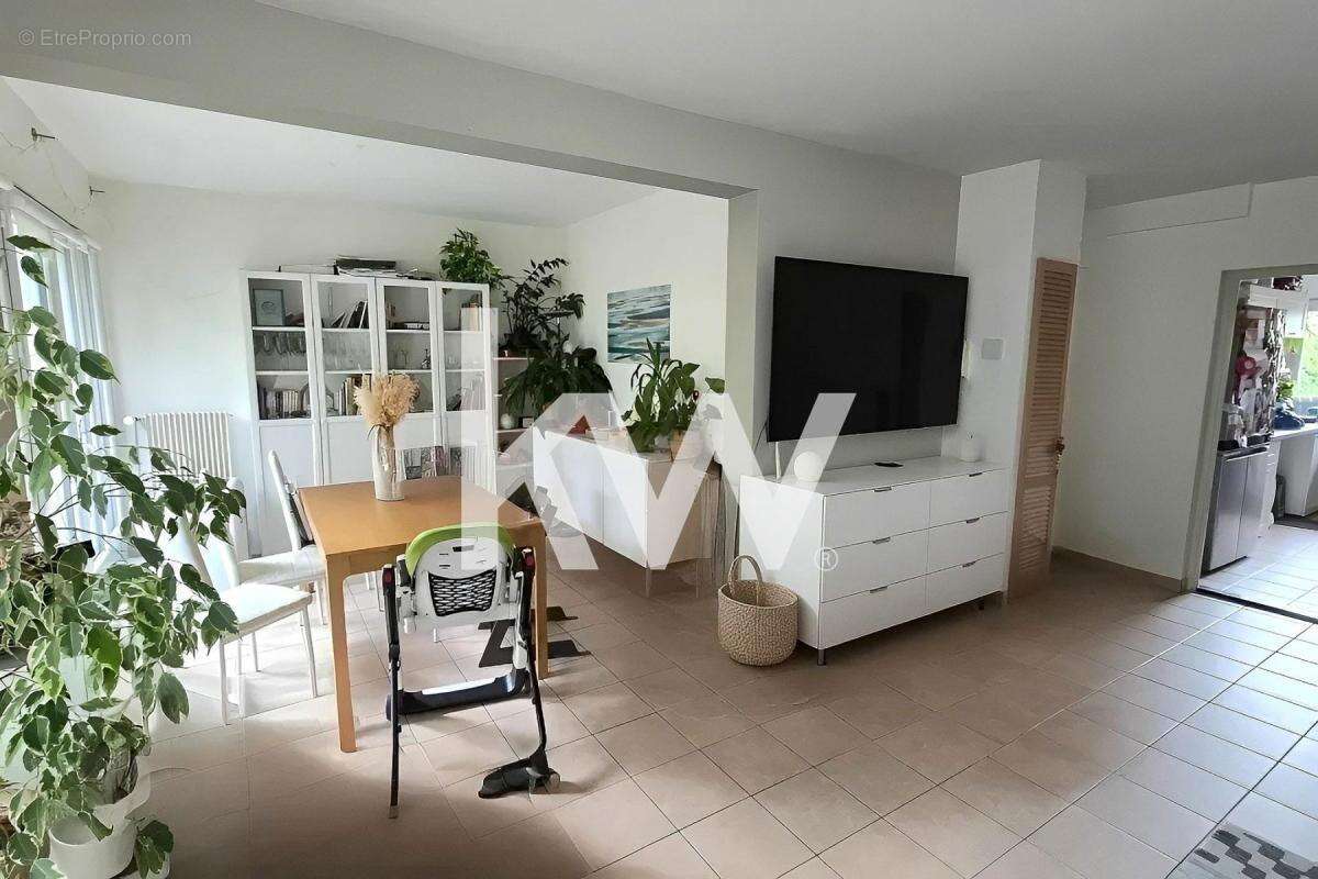 Appartement à MAUREPAS