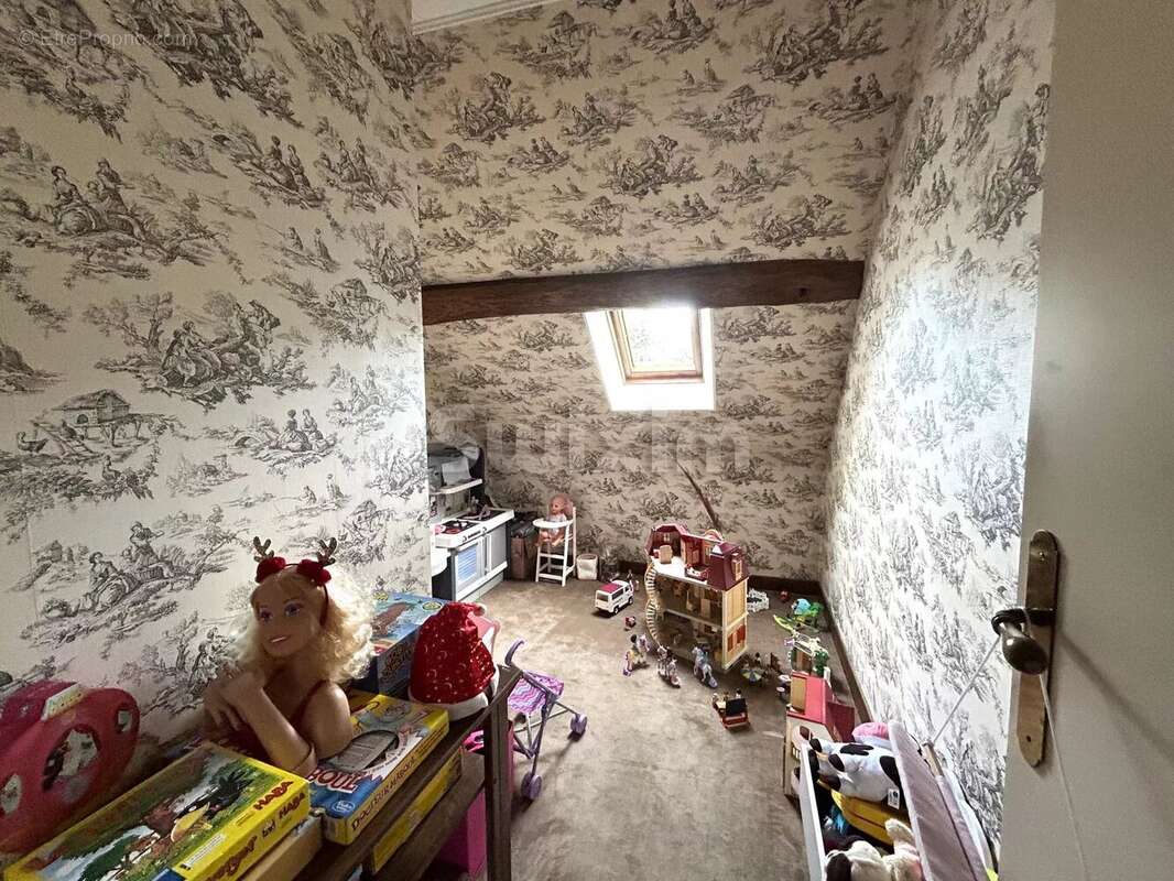 Maison à SAINT-BRANCHER