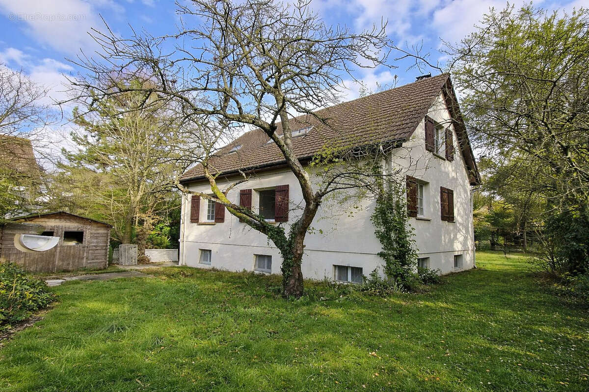 Maison à ROSNY-SUR-SEINE