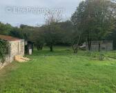 Terrain à BAR-SUR-AUBE