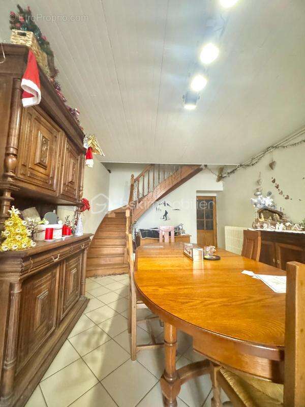 Maison à PUYCASQUIER