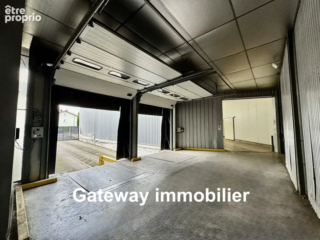 A vendre entrepôt de 950m2 à clermont-ferrand le brezet - photo 11
