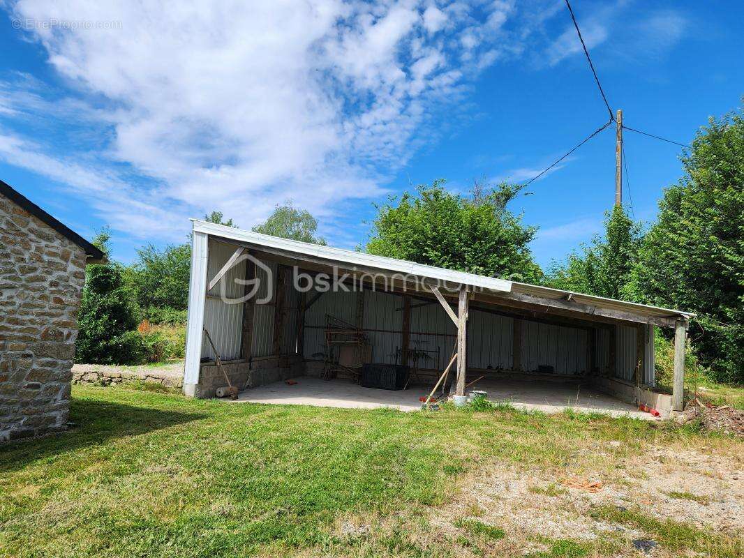 Maison à GRAND-CHAMP