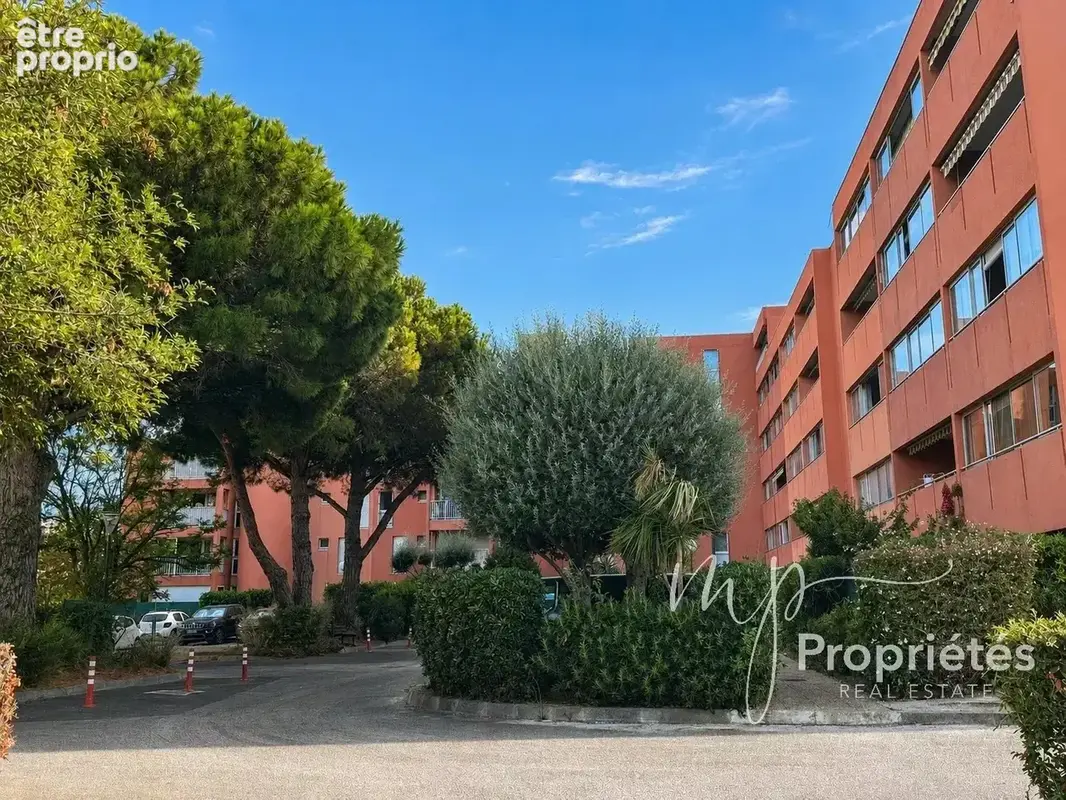 A vendre au lavandou appartement 2 pièces – 28 m² – balcon – parking privatif – plage à pied - photo 7