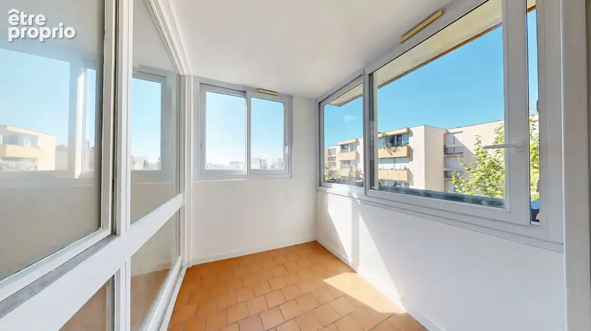 Appartement Roissy En Brie 5 pièce(s) 98.90 m2 - photo 2