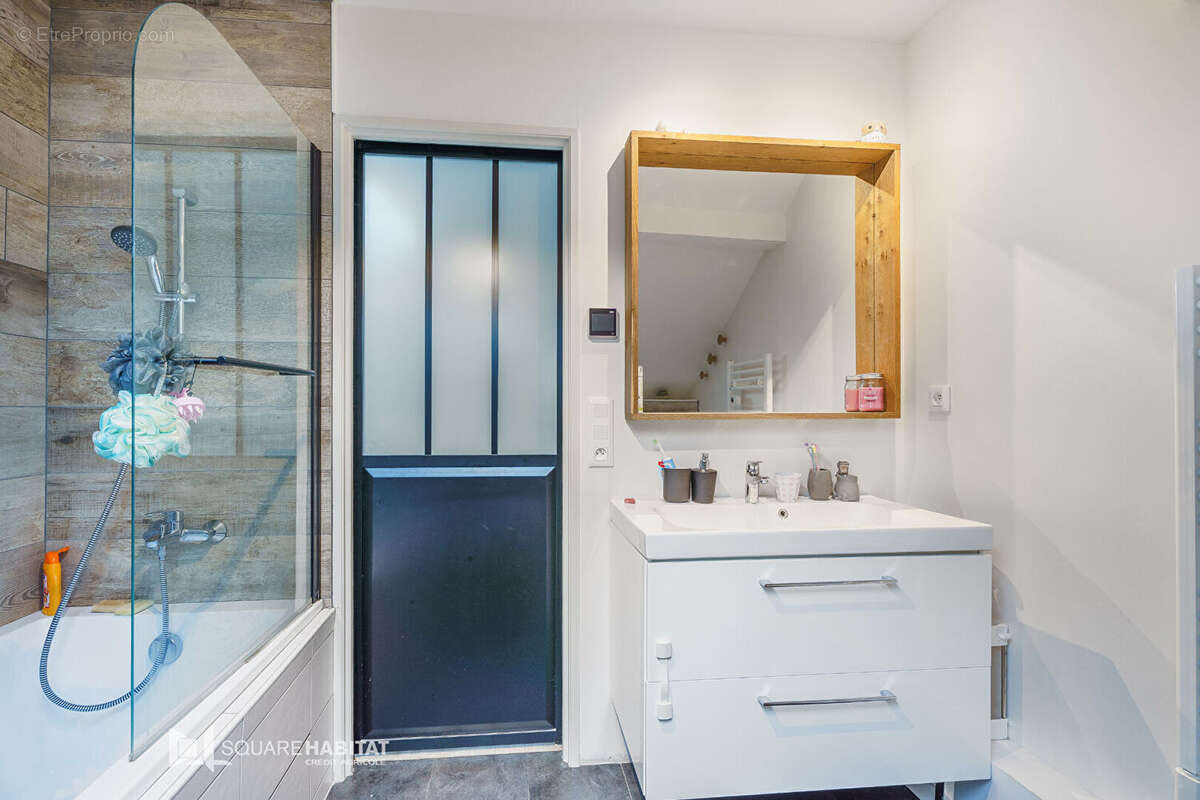 Maison à NUITS-SAINT-GEORGES