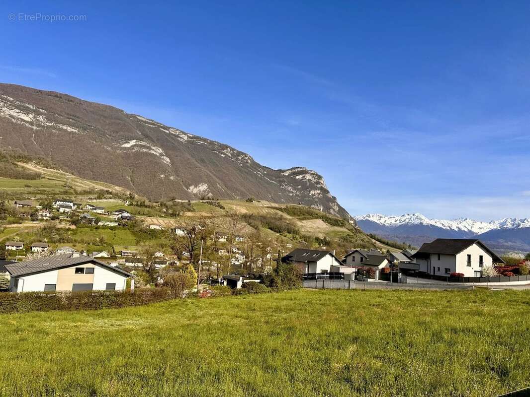 Appartement à SAINT-JEOIRE-PRIEURE