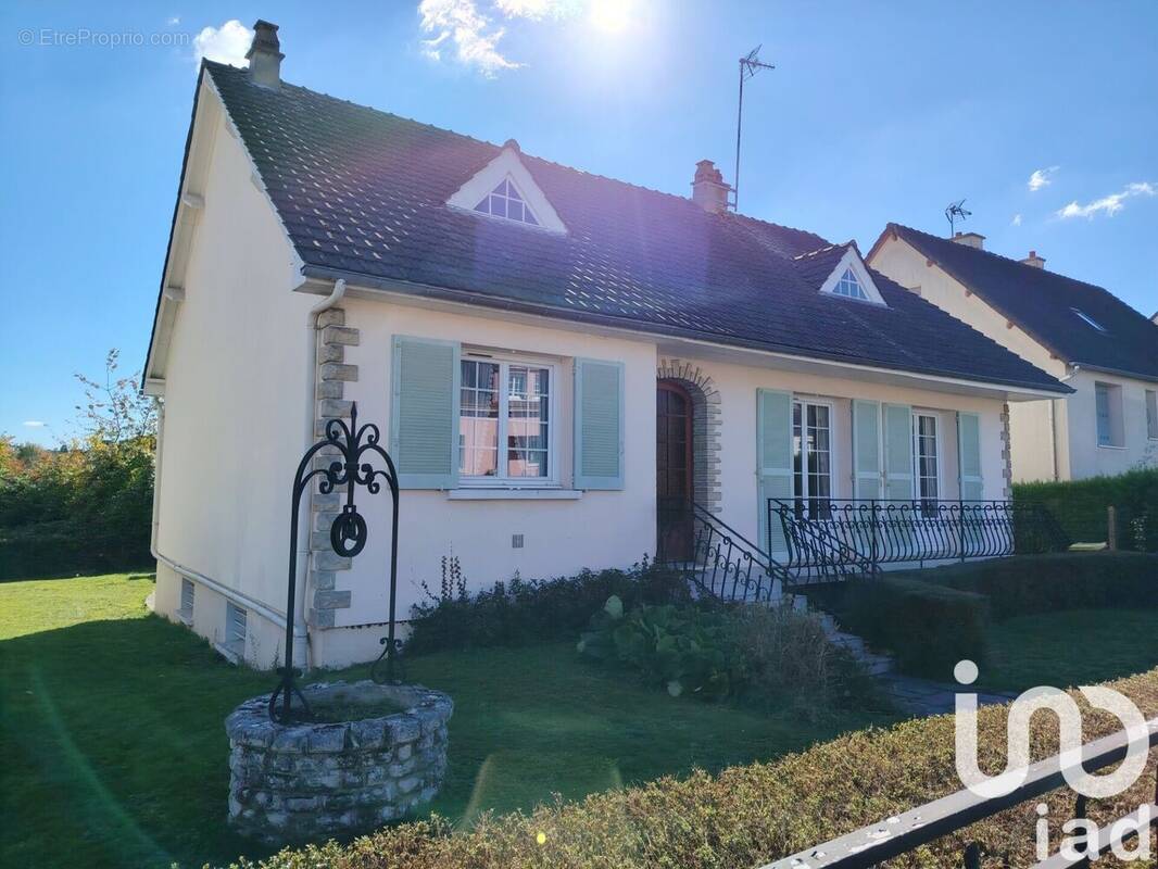 Photo 1 - Maison à MAINVILLIERS