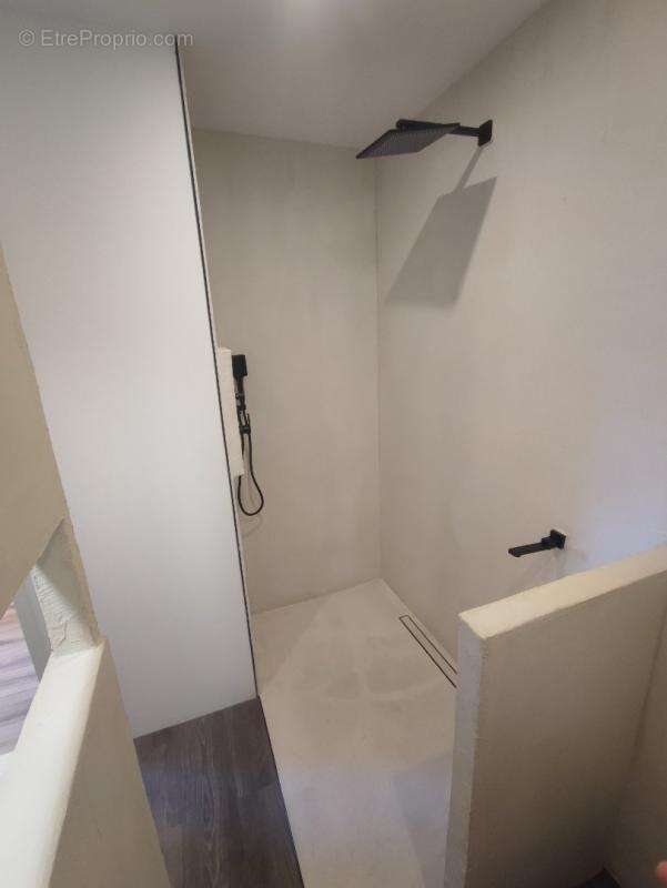 Appartement à GATTIERES