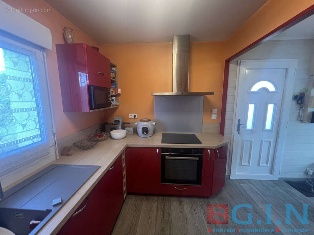 Maison 5 pièces de 88m2 sur terrain de 585m2 - photo 10