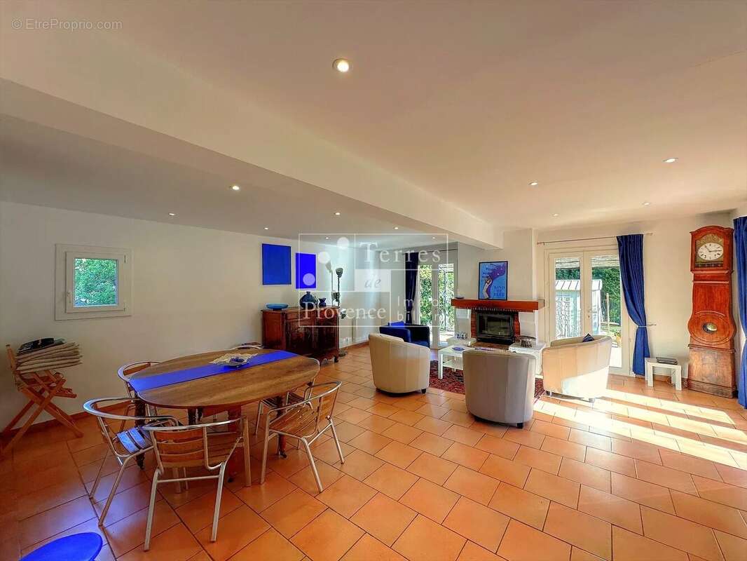 Maison à MOISSAC-BELLEVUE