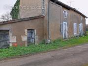 Photo 1 - Maison à CHARRAS