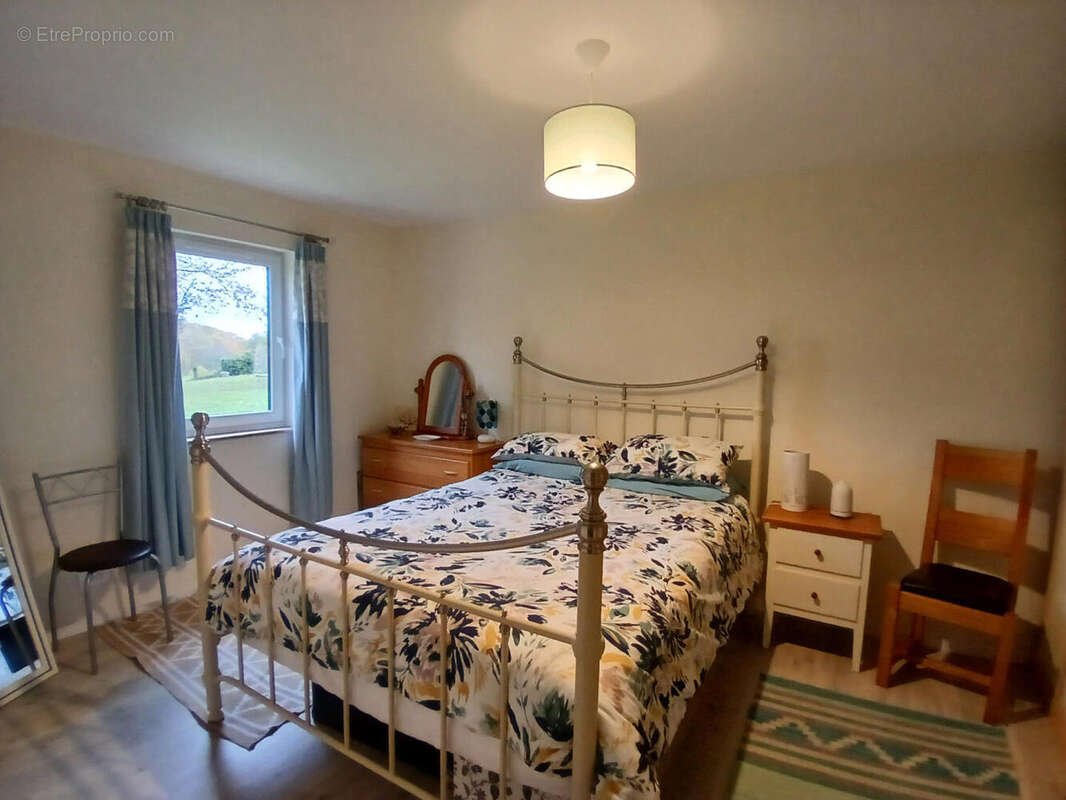 20251110_150232 - Maison à SAINT-SAUD-LACOUSSIERE