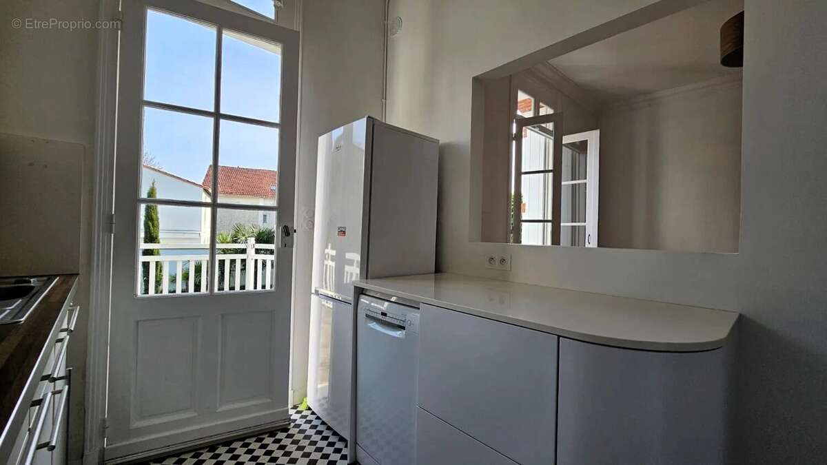 Maison à SAINT-GEORGES-DE-DIDONNE