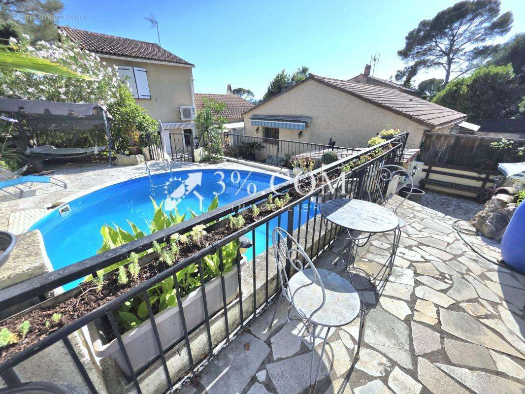 Maison à FREJUS