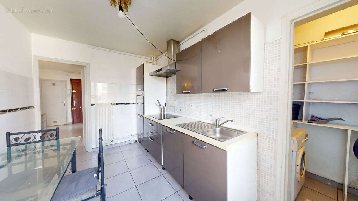 Appartement 4 pièces de 67 m2 - Grenoble - photo 10