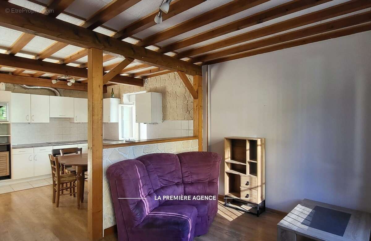 Maison 60 m² à Saint-Clement-Sur-Valsonne  - photo 4