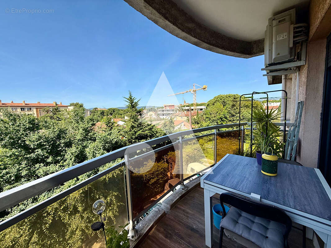 Appartement à FREJUS