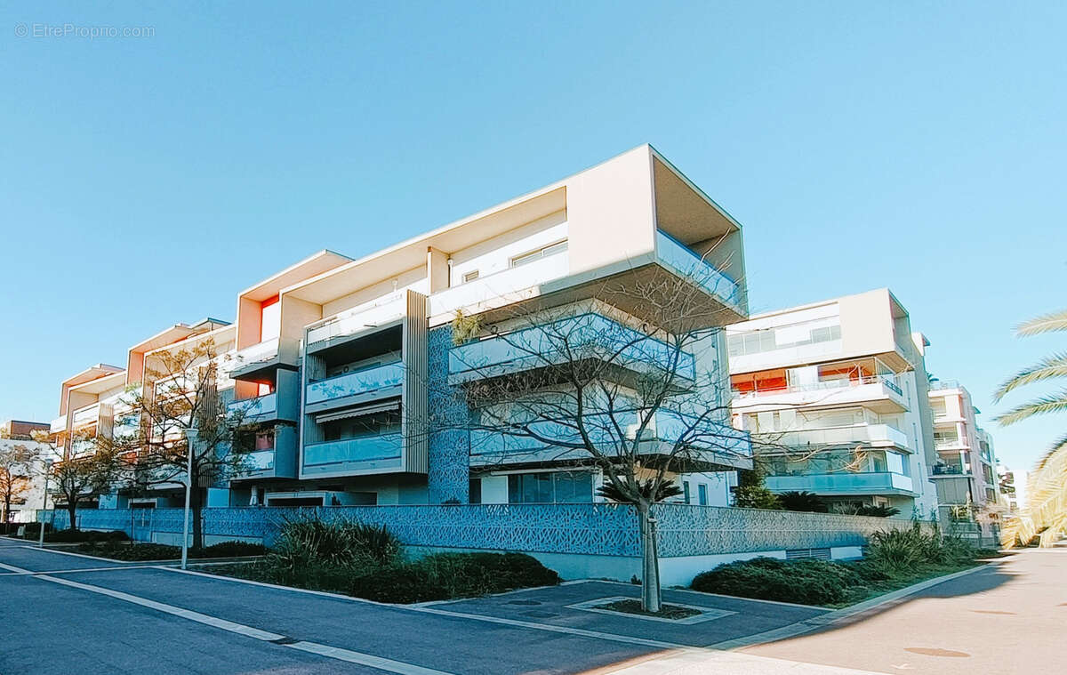 Appartement à FREJUS