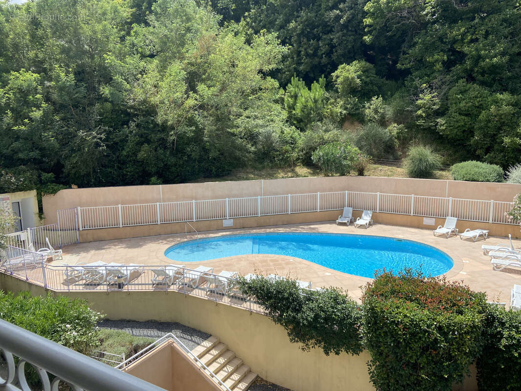 Appartement à LA GARDE-FREINET