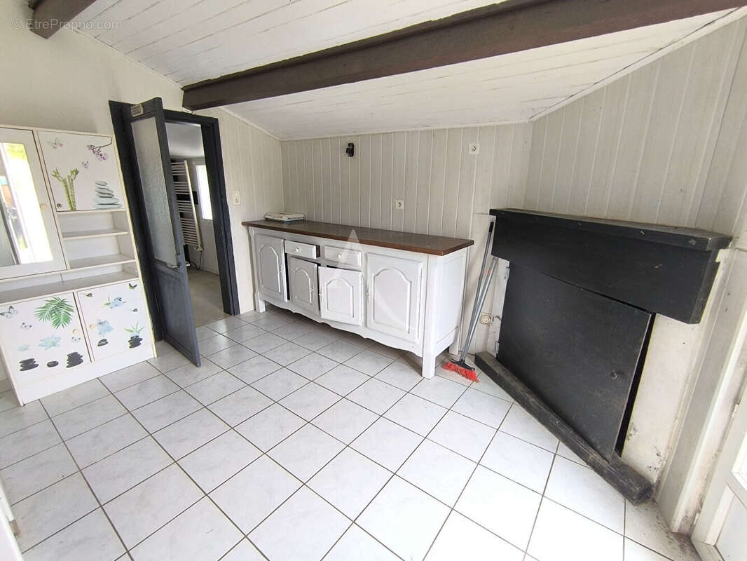 Maison à GROSBREUIL