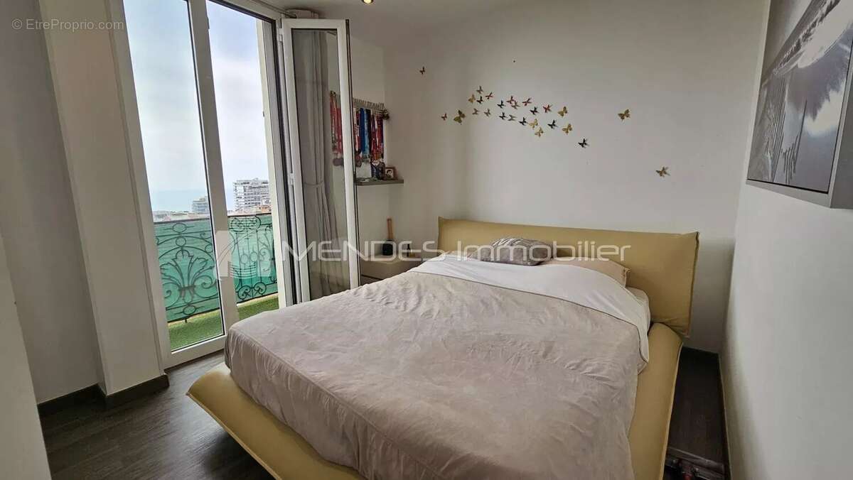 Appartement à BEAUSOLEIL