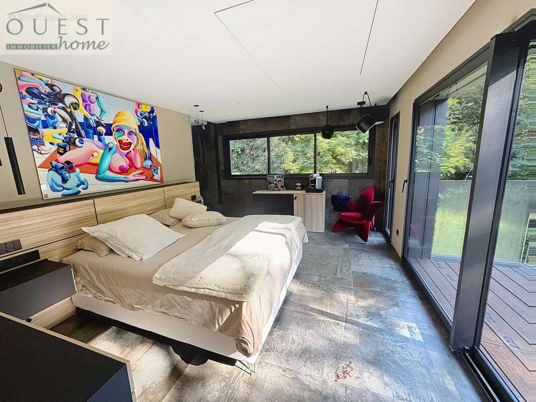 Maison à CHARBONNIERES-LES-BAINS