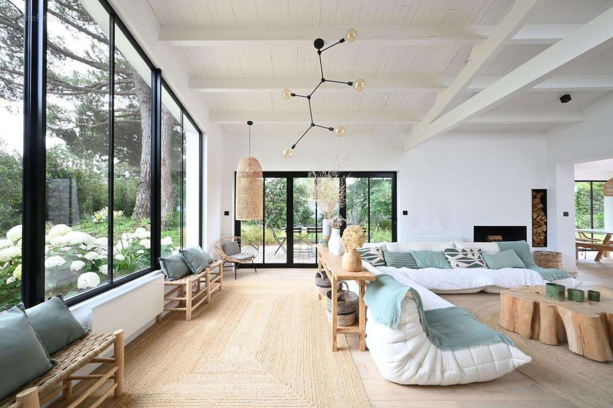 Maison à LES PORTES-EN-RE