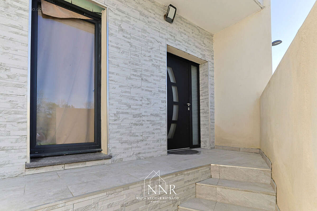 Maison à PRADES-LE-LEZ