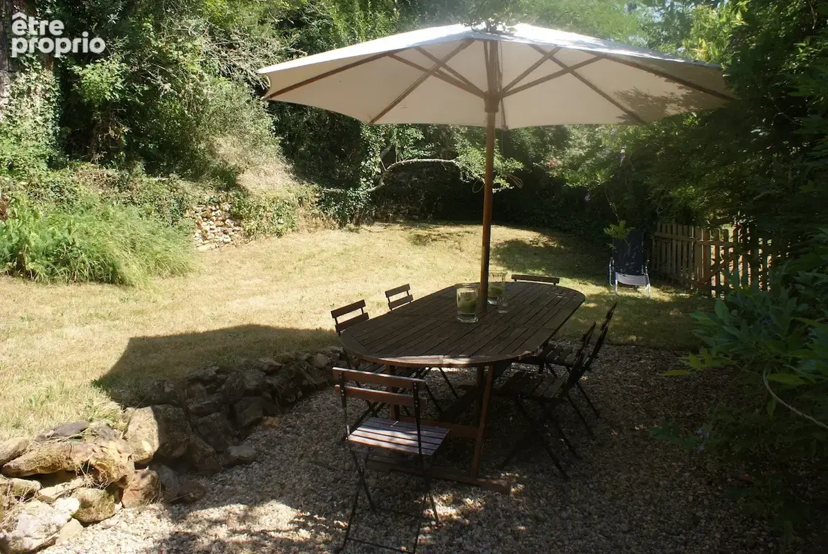 A VOIR. Belle maison en pierre de 4 chambres avec dépendances et vues sur terrain d'environ 2811m2 - photo 38