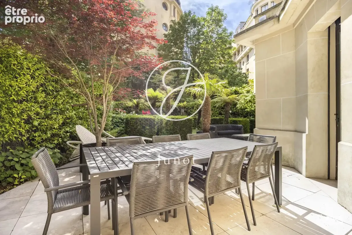 Paris 16e - MARÉCHAL MAUNOURY - Maison contemporaine - 424,29m² habitables - 8 pièces - Jardin 400m² - Terrasses - Piscine - Gar - photo 24