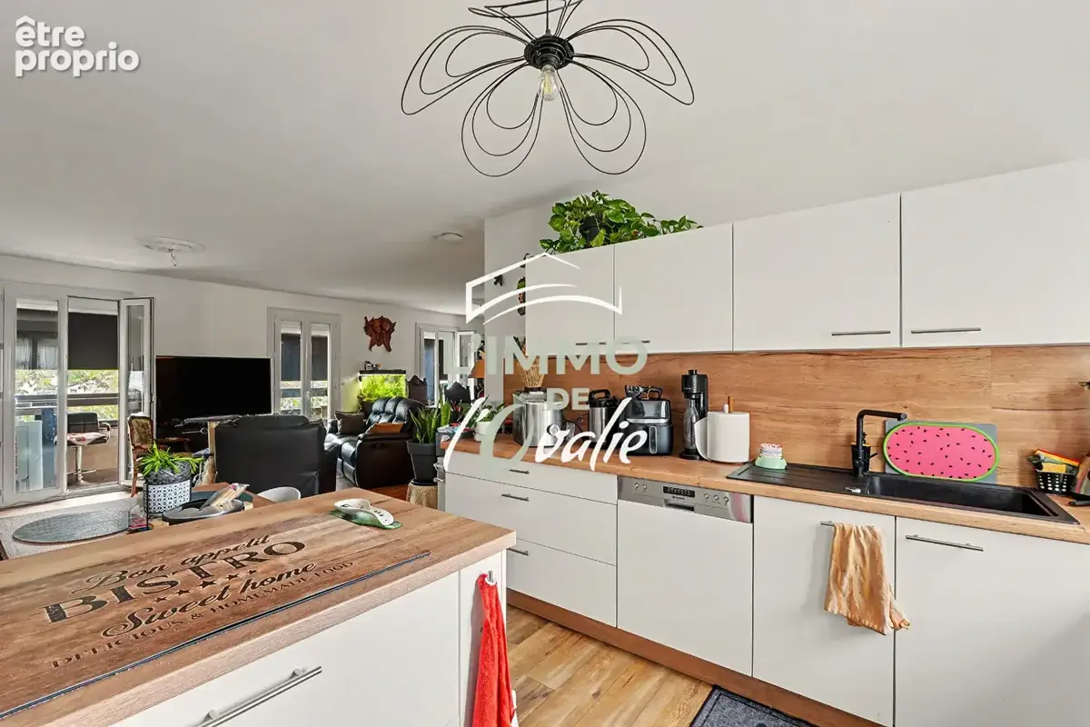 BRUGUIÈRES - MAISON 176 m² - 2 LOGEMENTS sur parcelle de 1 180 m² - photo 8