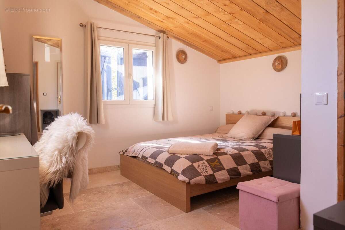 Maison 524 m² à Mandelieu-La-Napoule  - photo 7
