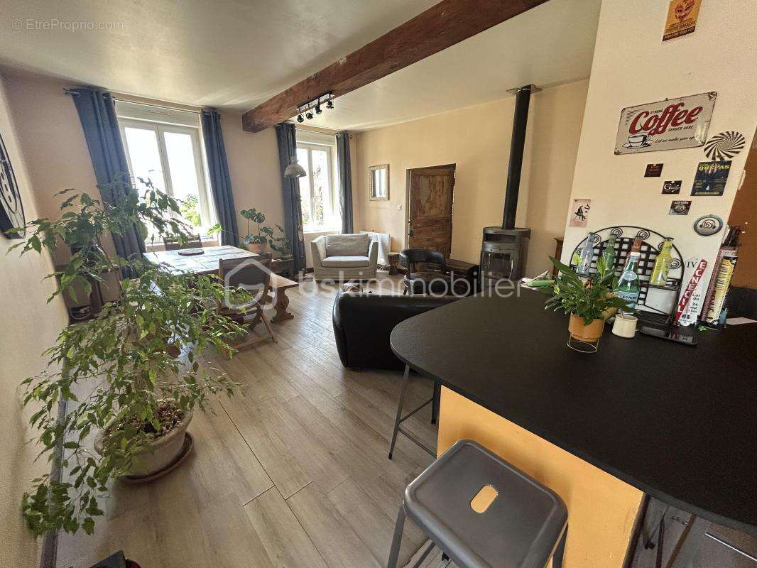 Belle maison en pierres - gîte - grange - piscine - terrain - photo 5