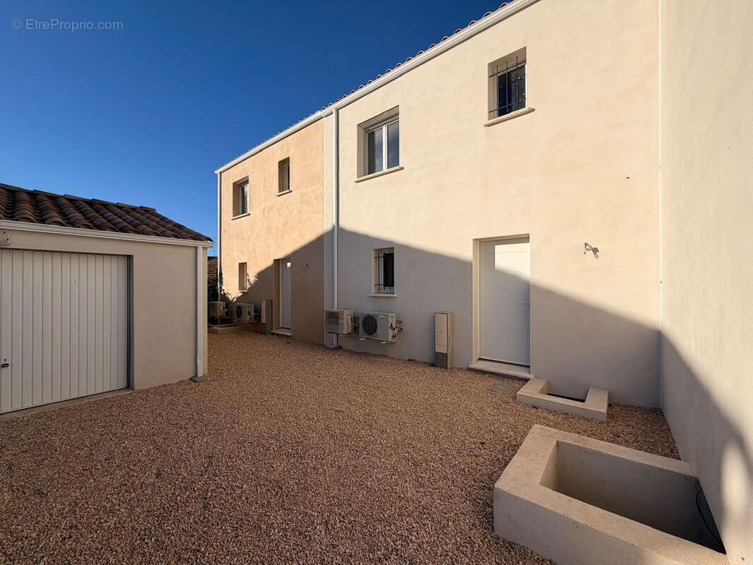 Maison à BEZOUCE