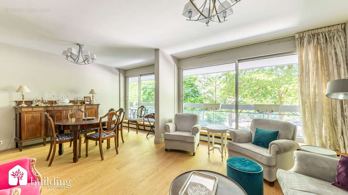 A vendre - Neuilly-sur-Seine Face Seine - Appartement 5 pièces de 108,14 m² avec 20 m² de balcon - photo 3