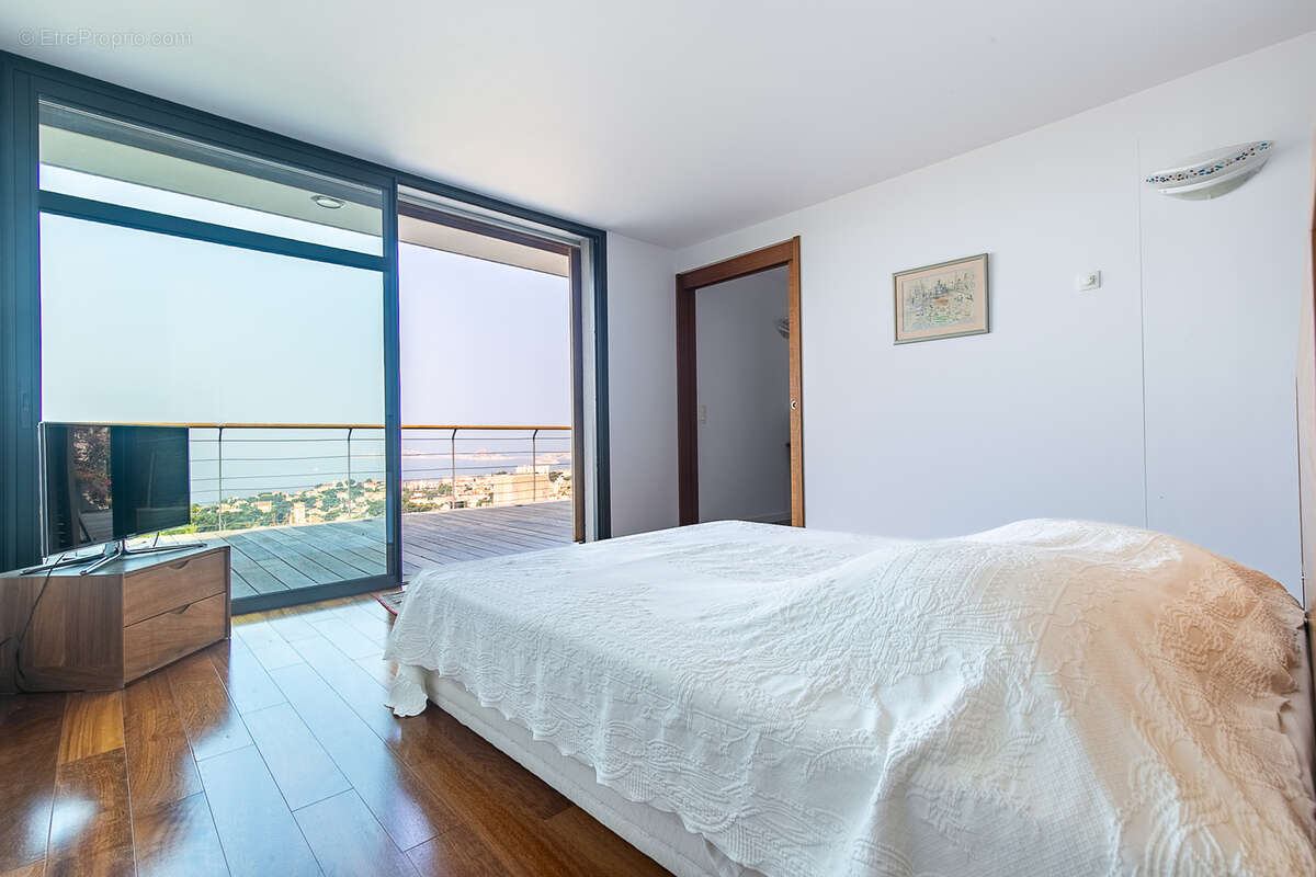 Maison à MARSEILLE-7E